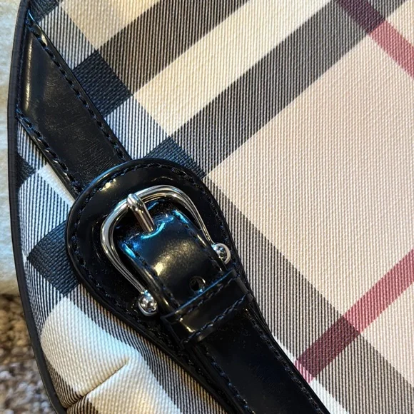 EUC Burberry Nova Shoulder Bag - Picture 6 of 16